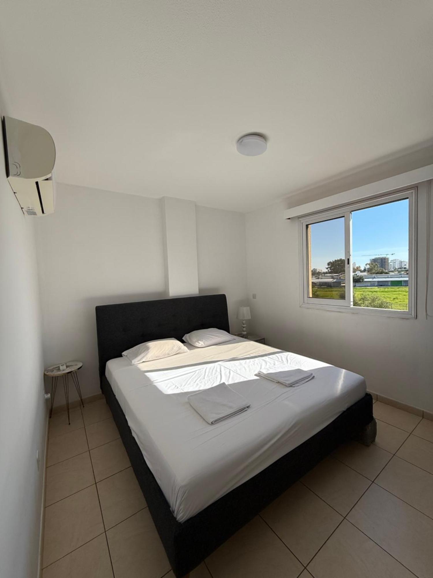 Sunrise Apartment Larnaca Luaran gambar